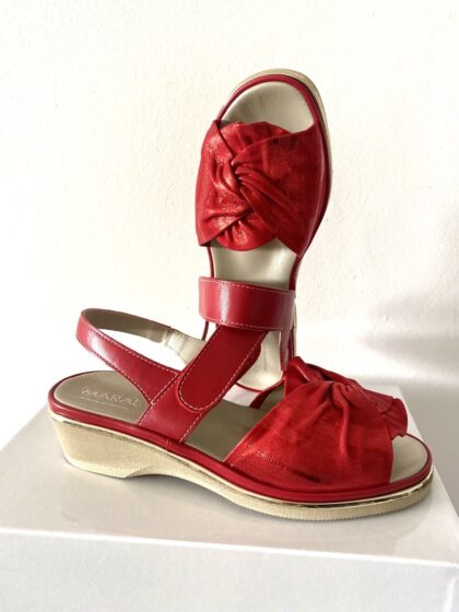 ART. 530 rosso sandalo memory